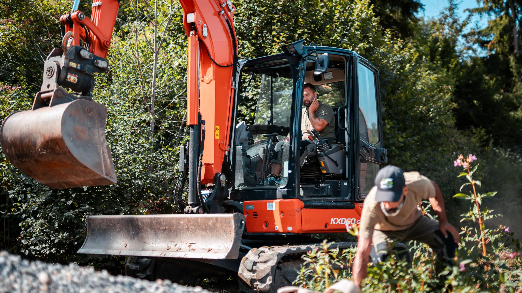 Erdbau im Garten- und Landschaftsbau: Minibagger von PS-Mobility im Raum Kempten